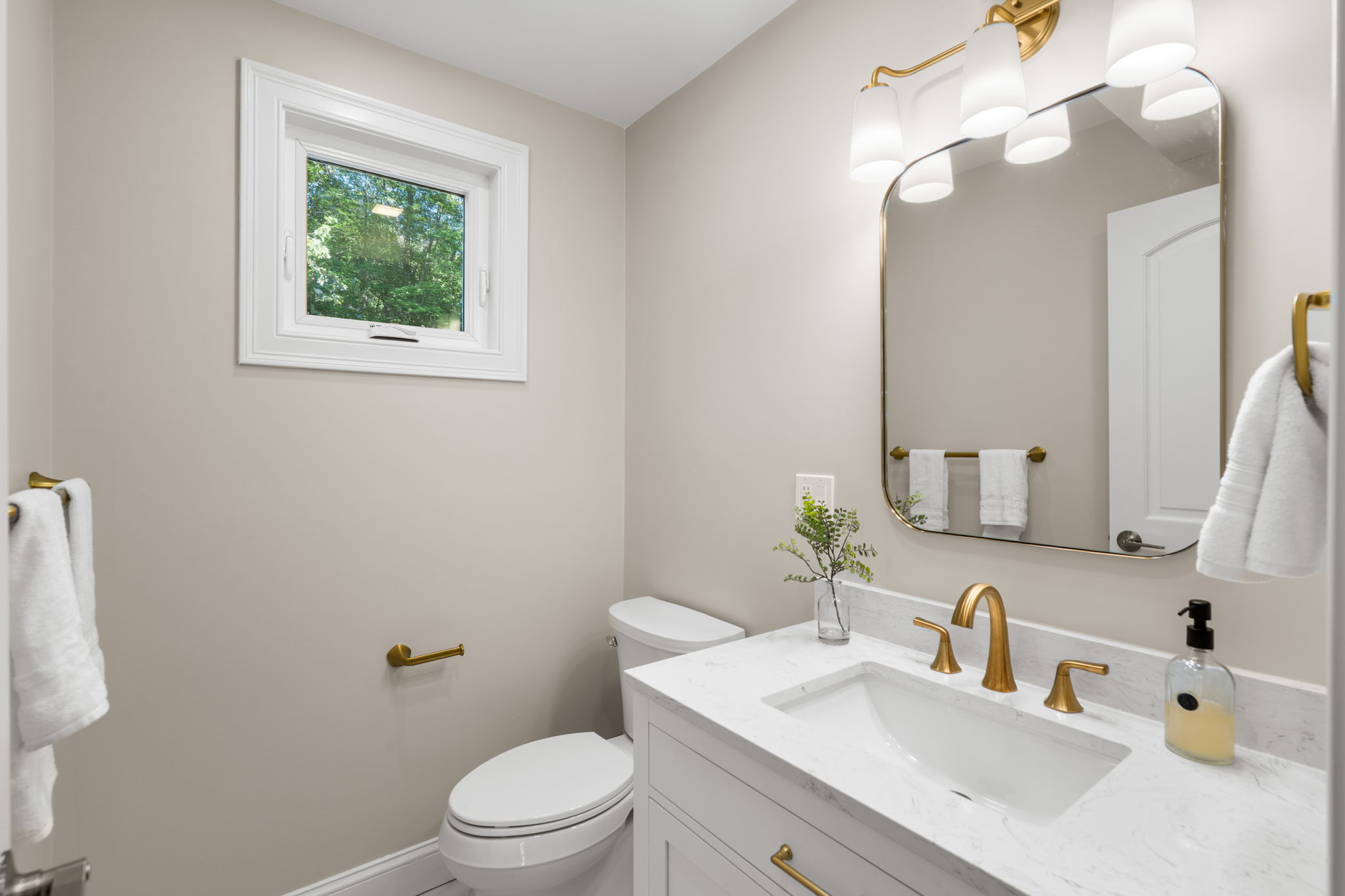 Classic Single-Family Renovation — imagem 8